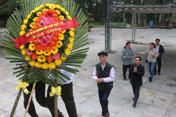 VỀ THĂM NGHĨA TRANG TRƯỜNG SƠN NHỮNG NGÀY GIÁP TẾT NGUYÊN ĐÁN TÂN SỬU NĂM 2021